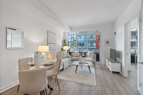 38 Iannuzzi Street Toronto ON M5V 0E8