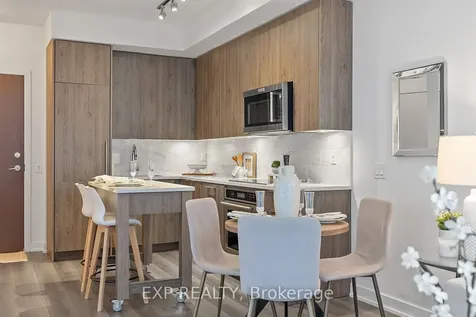 38 Iannuzzi Street Toronto ON M5V 0E8