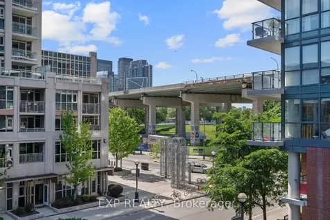38 Iannuzzi Street Toronto ON M5V 0E8