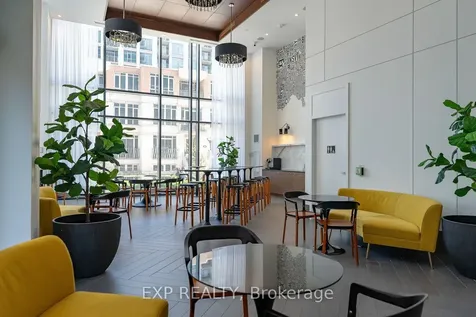 38 Iannuzzi Street Toronto ON M5V 0E8