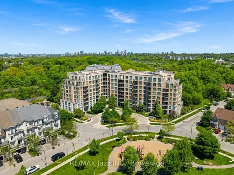 16 Dallimore Circle Toronto ON M3C 4C4