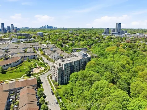 16 Dallimore Circle Toronto ON M3C 4C4