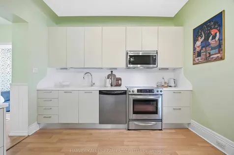 110 Cottingham Street Toronto ON M4V 1C1