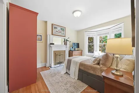 110 Cottingham Street Toronto ON M4V 1C1