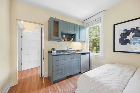110 Cottingham Street Toronto ON M4V 1C1