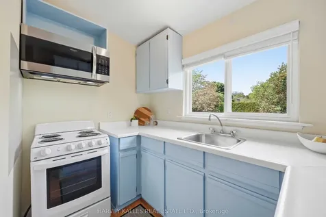110 Cottingham Street Toronto ON M4V 1C1
