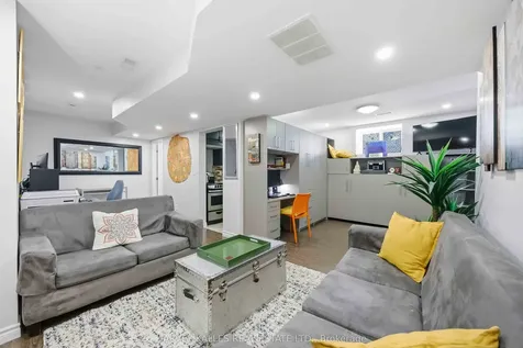 110 Cottingham Street Toronto ON M4V 1C1
