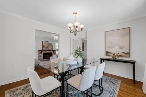 14 Manorpark Court Toronto ON M2J 1A2
