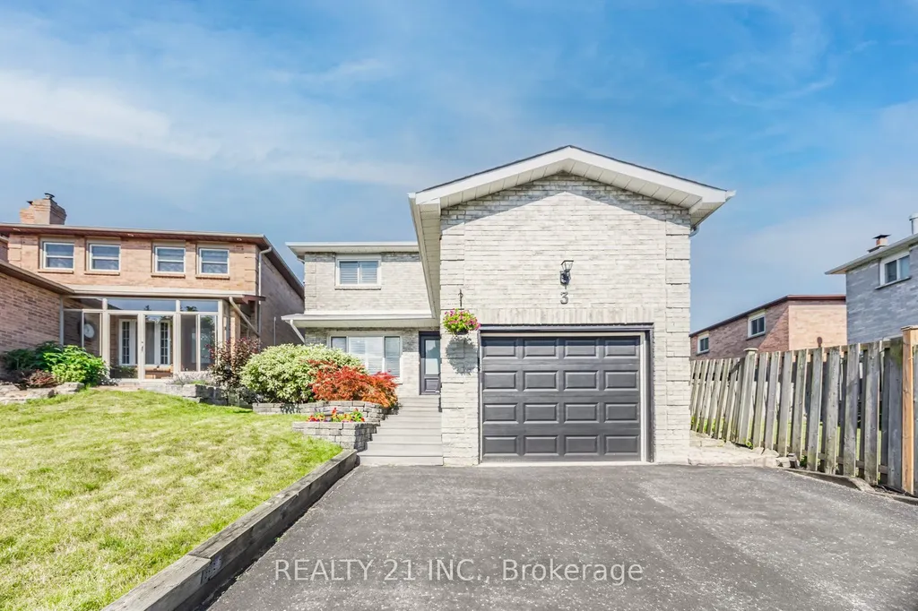 3 Palmer Drive Ajax ON L1S 5W9