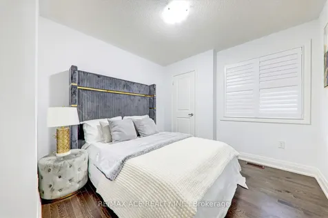 27 Hassard-short Lane Ajax ON L1S 0G4