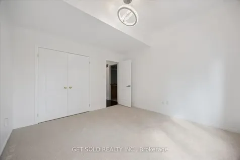 28 Barden Crescent Ajax ON L1Z 2A9