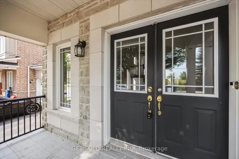 28 Barden Crescent Ajax ON L1Z 2A9