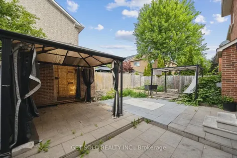 28 Barden Crescent Ajax ON L1Z 2A9