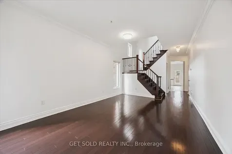 28 Barden Crescent Ajax ON L1Z 2A9