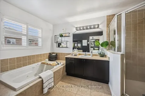 94 Muscat Crescent Ajax ON L1Z 0B7