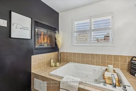 94 Muscat Crescent Ajax ON L1Z 0B7