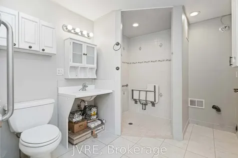 263 Wright Crescent Ajax ON L1S 5S5