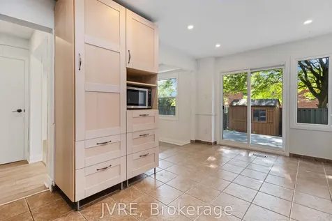 263 Wright Crescent Ajax ON L1S 5S5