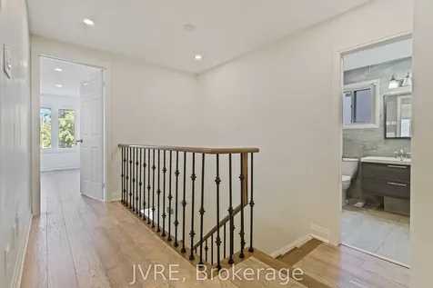 263 Wright Crescent Ajax ON L1S 5S5