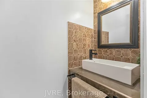 263 Wright Crescent Ajax ON L1S 5S5