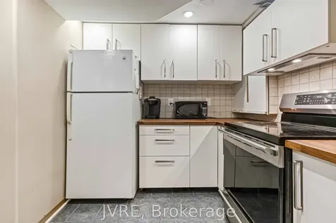 263 Wright Crescent Ajax ON L1S 5S5