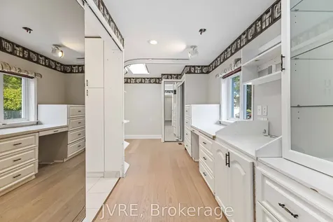 263 Wright Crescent Ajax ON L1S 5S5