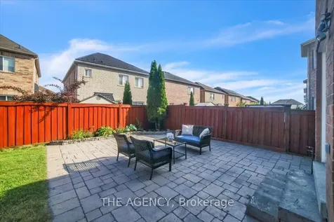 9 Warburton Drive Ajax ON L1T 0K6