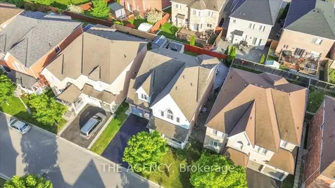 9 Warburton Drive Ajax ON L1T 0K6