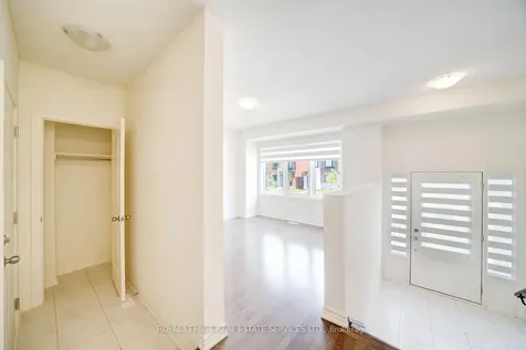 530 Danks Ridge Drive Ajax ON L1S 0H4