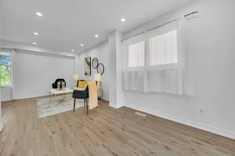 19 Palmer Drive Ajax ON L1S 5W9