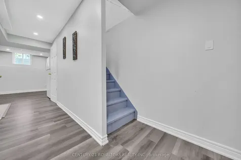 19 Palmer Drive Ajax ON L1S 5W9