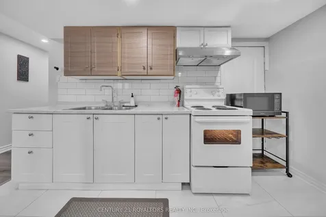 19 Palmer Drive Ajax ON L1S 5W9