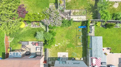 19 Palmer Drive Ajax ON L1S 5W9