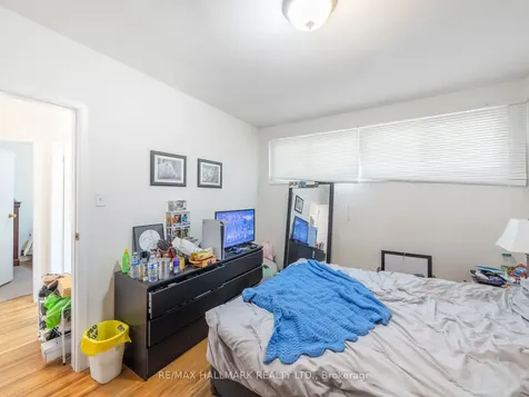 96 Emperor Street Ajax ON L1S 1N2