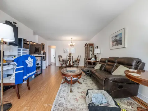 96 Emperor Street Ajax ON L1S 1N2