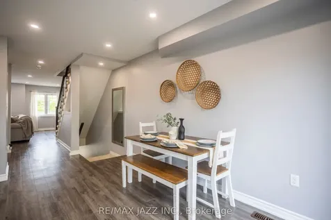 61 Markham Trail Clarington ON L1C 0S4