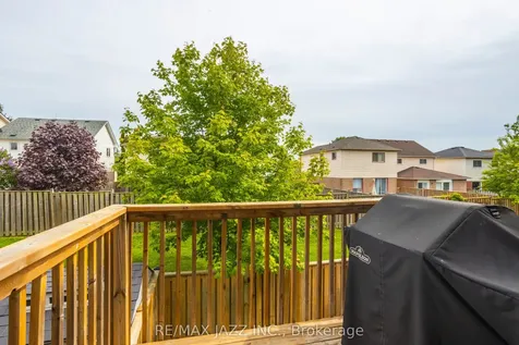 61 Markham Trail Clarington ON L1C 0S4