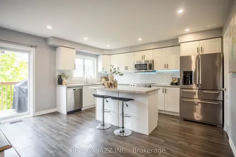 61 Markham Trail Clarington ON L1C 0S4