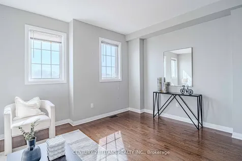 506 Rossland Road W Ajax ON L1T 0N5