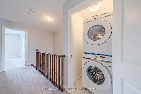 506 Rossland Road W Ajax ON L1T 0N5