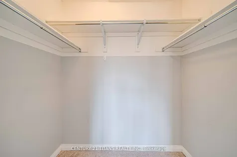 506 Rossland Road W Ajax ON L1T 0N5