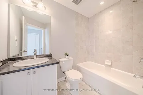 506 Rossland Road W Ajax ON L1T 0N5