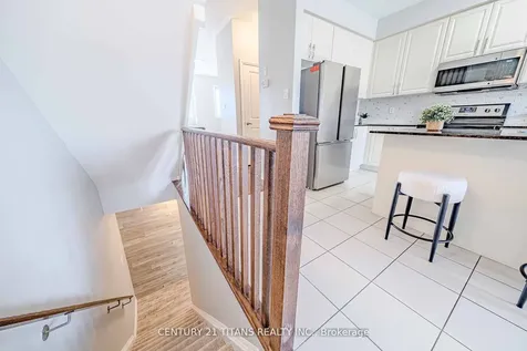 506 Rossland Road W Ajax ON L1T 0N5