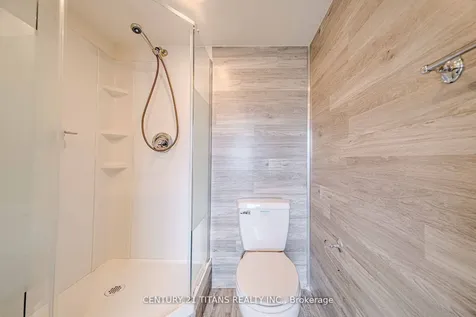 506 Rossland Road W Ajax ON L1T 0N5