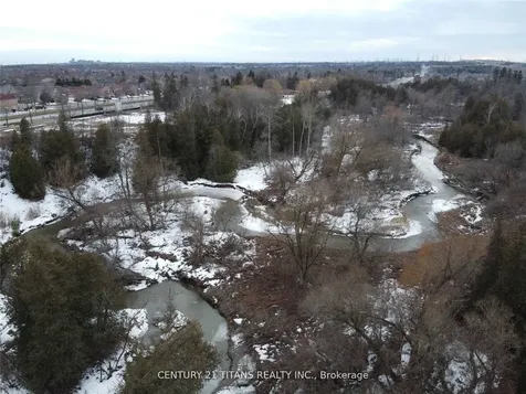 506 Rossland Road W Ajax ON L1T 0N5