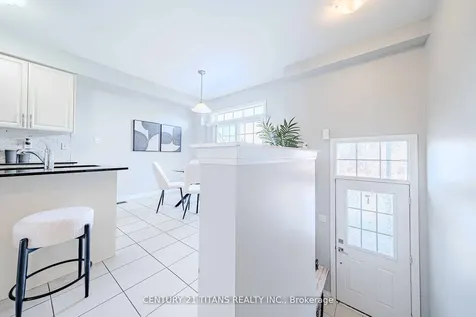 506 Rossland Road W Ajax ON L1T 0N5