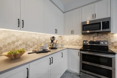 176 Mcphail Avenue Clarington ON L1C 7H1