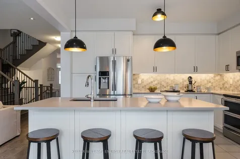 176 Mcphail Avenue Clarington ON L1C 7H1