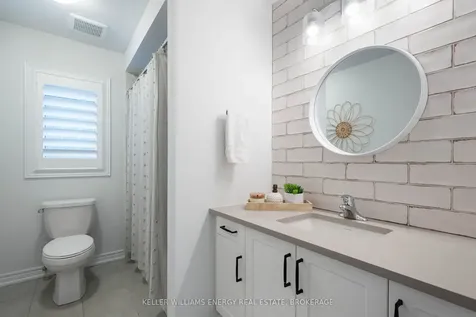 176 Mcphail Avenue Clarington ON L1C 7H1