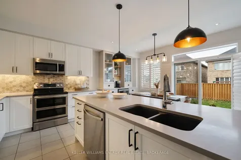 176 Mcphail Avenue Clarington ON L1C 7H1